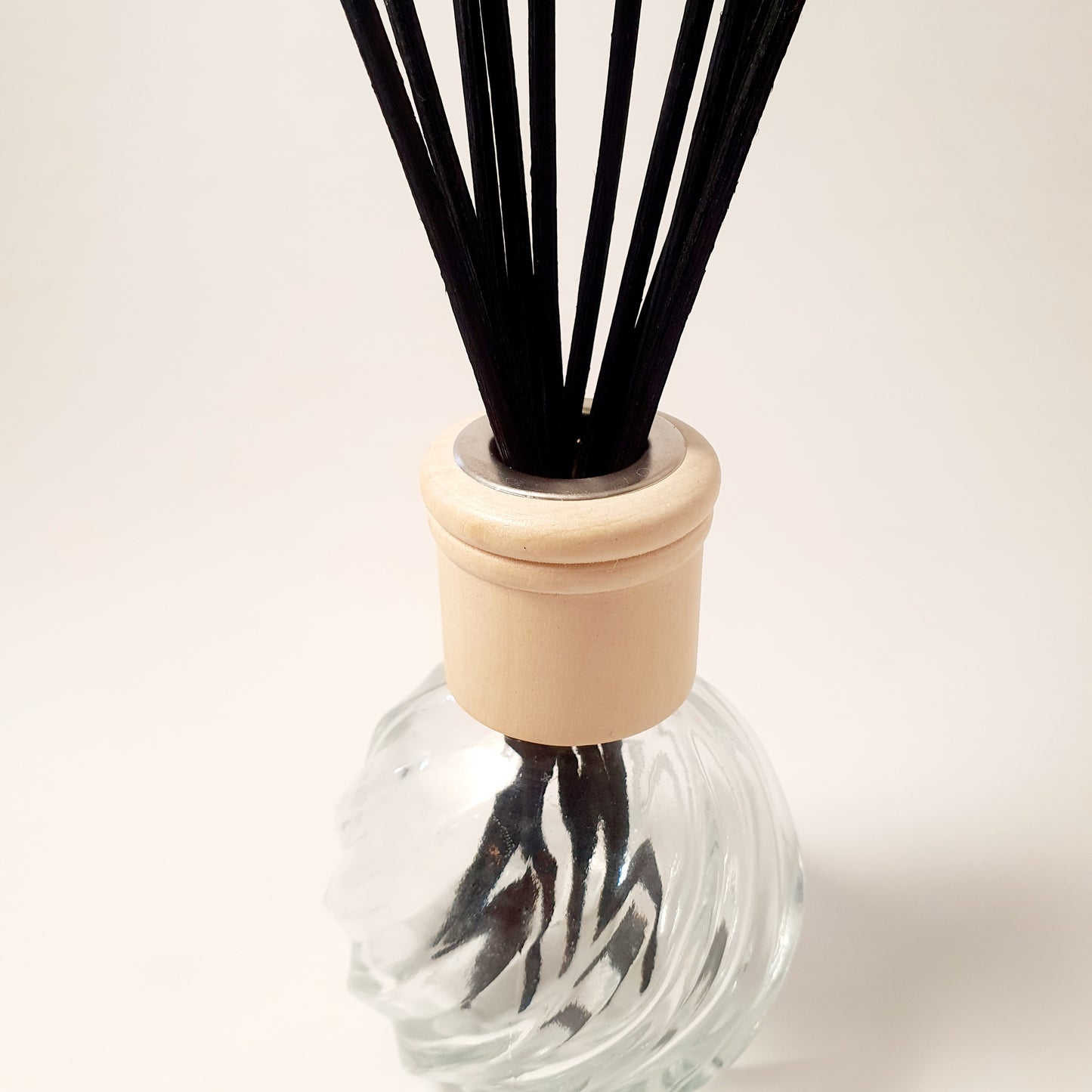 Swirl Style Reed Diffuser